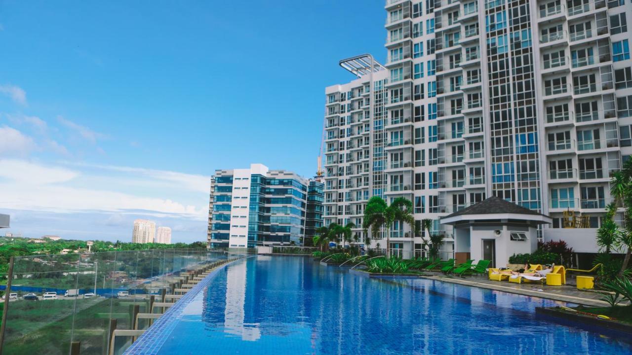 Mactan Newtown Condo Мактан Экстерьер фото